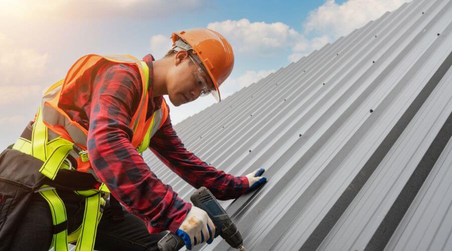 GAF certified roofer in Hudson, KS